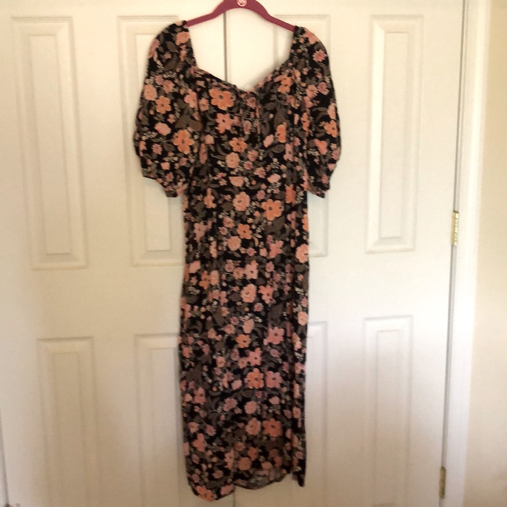 Old Navy Floral Dress; size L; NWT